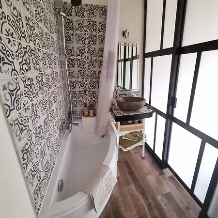 Petit Loft + Exterieur + Pret 2 Velos Possible Vakantiehuis *